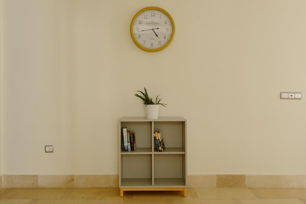 1E Azofaifo St Apartment เซบีญา ภายนอก รูปภาพ